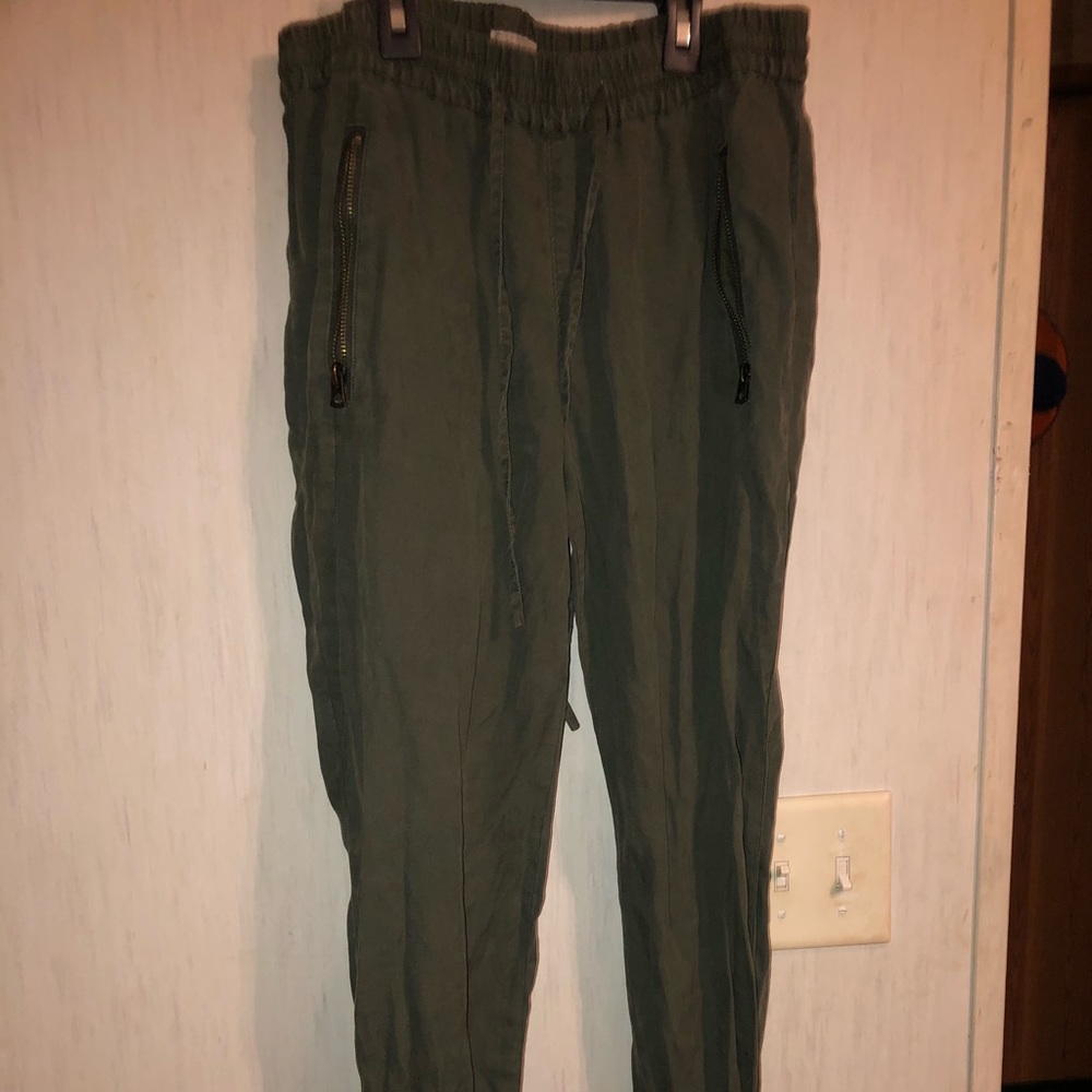 Loose fitting joggers